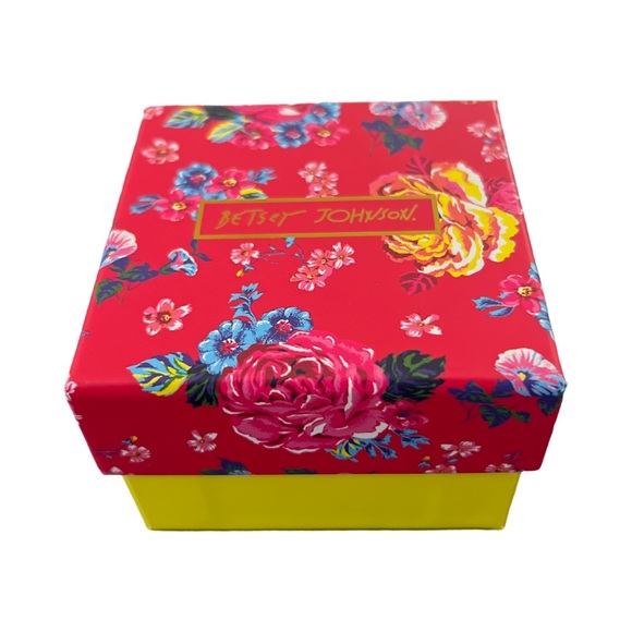 BETSY JOHNSON • Pink Camera Lever Back Earrings - Picture 4 of 6